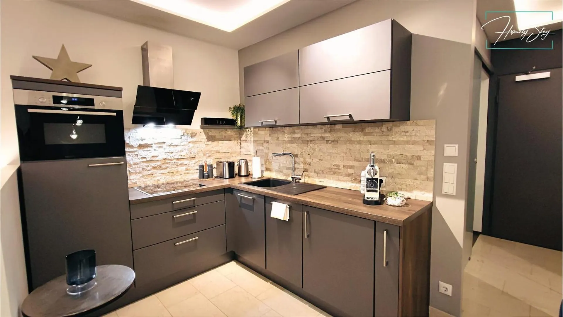 Homely Stay Studio P1 - Elegant Self-Check-In Studio-Apartment In Munich With Kitchen And Washing Machine 0*,